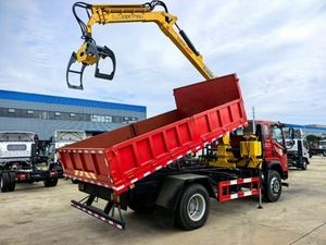 Véhicule de transport de bois à roues 4x2 4x4 avec grue télescopique à deux sections de 5,5m-7,5m, godet de préhension et caisse de chargement de 4,2m de long - Product Image 6