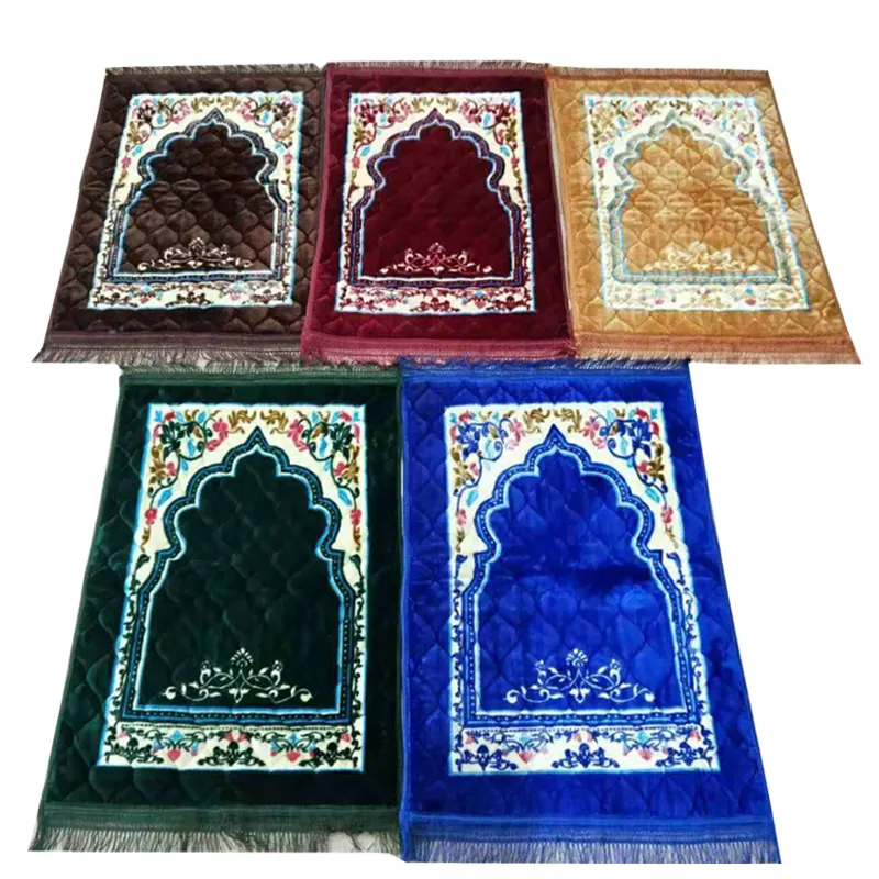 factory sale for printed new Color quality Raschel prayer mat 80*120cm embossed with felt with fringes for pray