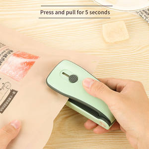 2 in 1 Versiegelung und Cutter USB-Snacks Versch ließer Lebensmittel beutel tragbare Versiegelung Mini-Wärme verpackung Verpackung Plastiktüte Versiegelung maschinen - Product Image 4