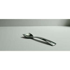 Cuillère à shilajit pour rituels spirituels, conçue pour une guérison consciente, un élégant compagnon quotidien de bien-être. - Product Image 2