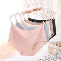 Culotte sans couture en soie glacée de haute qualité pour femme, motif uni sexy, sans démarcation, pour le printemps