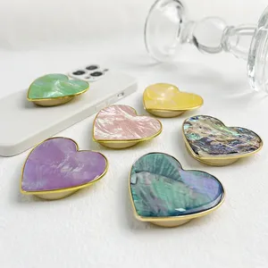 Coque de luxe en forme de coeur goutte adhésif électroplaqué Transparent Soncket téléphone parler <span class=keywords><strong>Tok</strong></span> coque en forme de coeur poignée de téléphone portable - Product Image 2