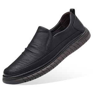 Mocassins en cuir pour hommes, chaussures décontractées à bout rond et semelle en caoutchouc souple, pour l'été - Product Image 4