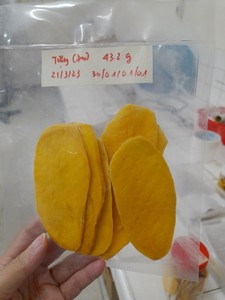 Rodajas de Mango Dulce Seco Premium de Vietnam |   Snacks de Mango Deshidratado Natural, Suaves y Masticables |   Sabor Intenso con Bajo Contenido de Azúcar 100g/200g - Product Image 3