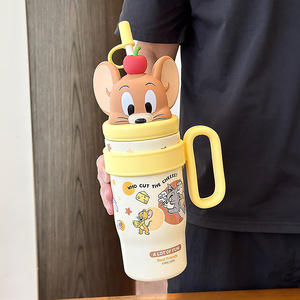Taza de Agua Redonda Aislada de Tom y Jerry para Niños, 500 ml, con Pajita y Asa, Diseño Adorable, Regalo Perfecto, Verano 2025 - Product Image 1