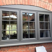 Ventana de Aluminio Gris Personalizada con Marco Curvo de 3 Paneles, Rejilla Francesa, Aislamiento Térmico y Vidrio de Ahorro Energético