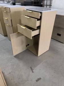 Carrello Mobile in Legno di Noce per Parrucchieri, Arredamento per Saloni di Bellezza e Barbieri, Postazione di Styling - Product Image 5