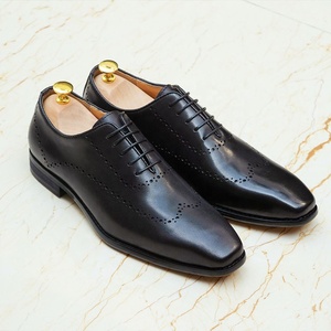 Chaussures habillées en cuir pour hommes 2026, style Brogue anglais gravé, version coréenne, plates, faites à la main, respirantes et légères - Product Image 5