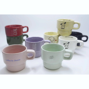 Taza de café de cerámica apilada creativa personalizable, diseño novedoso, suministros promocionales para <span class=keywords><strong>fiestas</strong></span> para beber en casa personalizados - Product Image 2