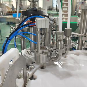 Línea de producción automática de llenado de esmalte de uñas de Gel a pequeña escala, máquina rotativa de llenado y tapado de botellas de aceite líquido - Product Image 4