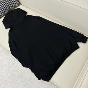 Sudadera con Capucha Louis de Corte Holgado con Cordón para Hombre, Estilo Básico Diario, Ropa Urbana Vuitton - Product Image 3