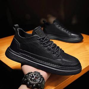 Baskets décontractées pour hommes, chaussures de marche respirantes et confortables à la mode avec design à lacets - Product Image 2