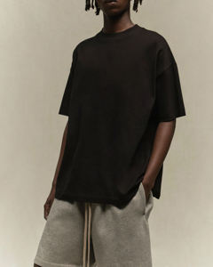 T-shirt personnalisé en impression DTG, vente en gros, 100% coton, 230 GSM, t-shirt homme, logo personnalisé, t-shirt oversize, t-shirt vierge personnalisé - Product Image 3