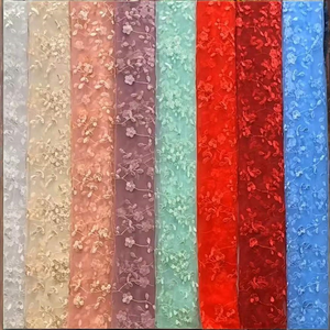 Venta Directa de Fábrica: Tela de Encaje Bordada con Trébol de Cuatro Hojas, Recubierta de PA, Resistente a la Abrasión, para Vestidos de Novia y Niñas - Product Image 2