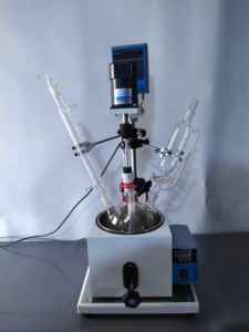 Reactor de vidrio de una sola capa Reactor químico básico de 50L para calentamiento por agitación simple - Product Image 4