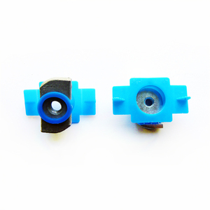 Tuerca de canal de ala de plástico para fijación de canales de acero - Product Image 5