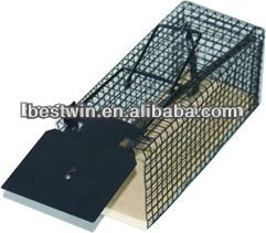 Petit piège de chasse réutilisable pour animaux sans cruauté Base en bois <span class=keywords><strong>Cage</strong></span> de piège à souris et à rats en treillis métallique - Product Image 6