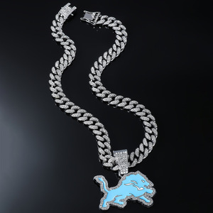 Nuevo Collar de Cadena Cubana Personalizado Estilo Hiphop con Colgante de Lobo Chapado en Oro y Plata, Collar Moderno y Genial para Hombre, Joyería al por Mayor - Product Image 4