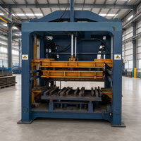 Machine à fabriquer des blocs entièrement automatique à haute efficacité QT6-15, plusieurs options de moules disponibles, adaptée aux briques creuses