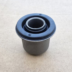 บูชช่วงล่างอีซูซุ 8-97220077-0 เหล็กแมงกานีส สำหรับเปลี่ยนซ่อม - Product Image 2
