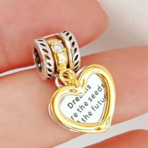 Dijes de Corazón con Certificación GDTC de la Marca HaYa para la Fabricación de Joyas, Dijes de Plata de Ley 925 al por Mayor, Estilo Pan, Dijes DIY Dora, Moda Unisex - Product Image 1