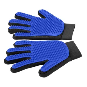 Hot popular silicone customized logo print pet grooming glove