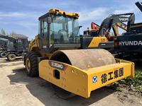 Rouleau compresseur monocylindre XCMG XS223J d'occasion, 22 tonnes, à vendre