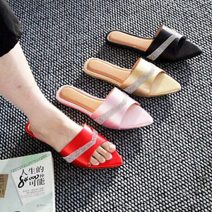 High-quality Fashionable Rhinestone <b>Light</b>-weight Women's Sandals and slippers - Product Image 1