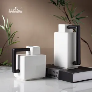 New design modern porcelain white vase table ceramic home goods vases nordic decorative vases for hotels