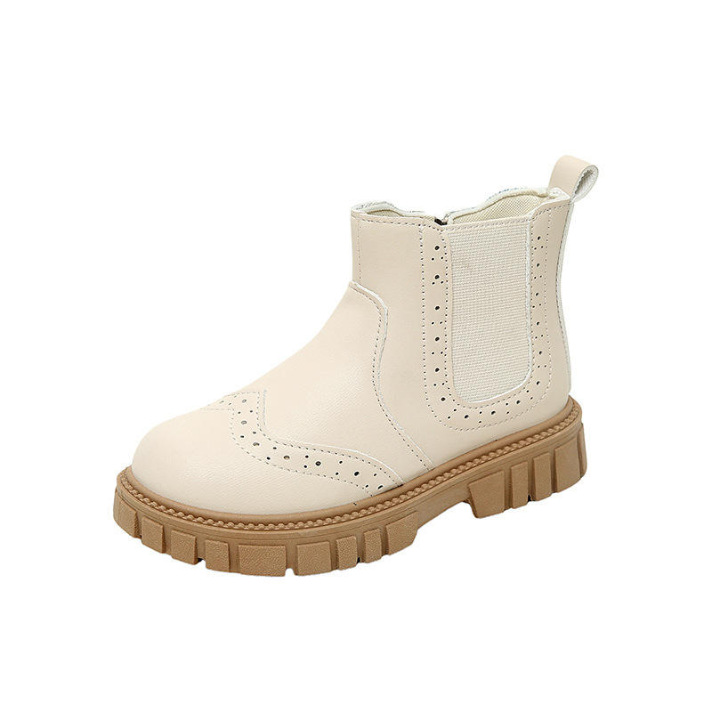 รองเท้าบูทสีดำ