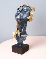 En stock, vente en gros : Statue de visage de femme papillon en résine pour salon, sculpture artisanale dorée pour bureau