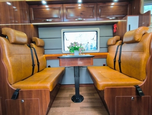 <span class=keywords><strong>Prix</strong></span> Usine Yuejin Maison Mobile sur Roues <span class=keywords><strong>avec</strong></span> 2 Lits + Canapé + Toilettes + Lave-linge + Sèche-linge + Balcon pour 4-6 Personnes en Voyage et Résidentielles - Product Image 4