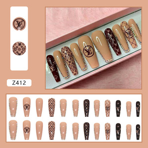 24 <span class=keywords><strong>faux</strong></span> <span class=keywords><strong>ongles</strong></span> longs en forme de cercueil à presser, motif diamant - French manucure scintillante nude et café, embouts d'<span class=keywords><strong>ongles</strong></span> avec logo étincelant, vente en gros - Product Image 2