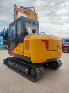 Mini-excavatrice sur chenilles hydraulique CLG9075E de 7,5 tonnes pour le largeur des routes de village avec moteur EPA CE - Product Image 3