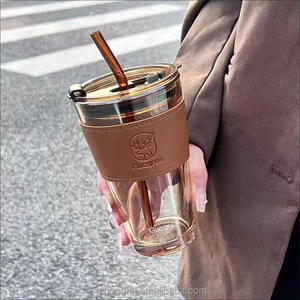 Tasses à thé modernes en verre épais transparent, écologiques, avec logo personnalisé, paille et manchon en cuir pour les fêtes - Product Image 5