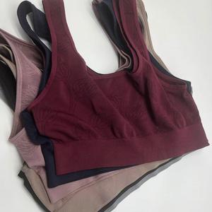 Duas peças Sports Bra Set respirável sem costura <span class=keywords><strong>Yoga</strong></span> Shorts cor sólida por atacado agasalhas para <span class=keywords><strong>Yoga</strong></span> Running & Gym Use das mulheres - Product Image 4