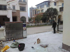 Automatic <b>Retractable</b> Sliding <b>Gate</b> for Driveway Entry for House Apartment Courtyard Hotel Hospital - Product Image 5