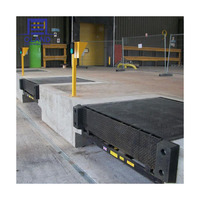 Niveleur de quai hydraulique fixe professionnel, plateforme de chargement industrielle pour les baies de chargement de camions porte-conteneurs