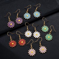 Boucles d'oreilles pendantes en acier inoxydable émaillé motif marguerite pour femme, multicolores, florales, délicates, décontractées, bijoux de mode quotidiens