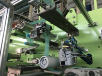 Machine de fabrication automatique de couches pour bébés semi-servo Welldone avec machines à couches à grande taille