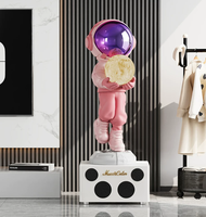 Sculpture en résine réaliste peinte à la main, modèle de fée astronaute bouddhiste anime, ornement de lumière lunaire, décoration intérieure de maison de style dessin animé