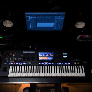 <span class=keywords><strong>Clavier</strong></span> <span class=keywords><strong>arrangeur</strong></span> Yamaha <span class=keywords><strong>GENOS</strong></span> original 76 touches, original et neuf - Product Image 2