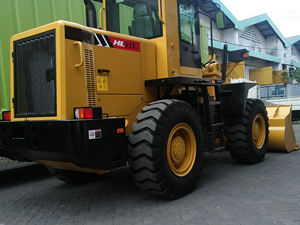 Mini Cargadora Frontal de 2cbm HL933II con Bomba de Motor y Rodamientos, Bajo Costo de Mantenimiento, en Venta - Product Image 2