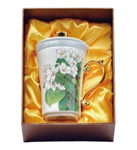 Shin Tai Yuan Tung Blossom Infuser <b>Mug</b> With Lid Gold Plated Porcelain Tea Cup Traditional Chinese Design Gift <b>Box</b> Included - Product Image 2