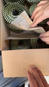 Clavo de bobina a granel 2,3x50mm 45mm Clavo de bobina plana retorcida para paletas de madera y carretes de cable - Product Image 6