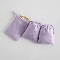 CSMD fabricant chinois prêt à expédier petit Bracelet à cordon de couleur violette 8x10cm pochettes à poussière en daim pour accessoires de bijoux