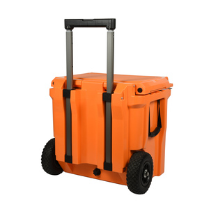 Glacière en plastique vert armée 45QT avec roues pour nourriture et canettes pratique pour le remorquage - Product Image 4