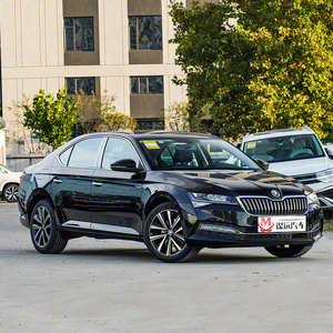 Nuova <span class=keywords><strong>Skoda</strong></span> Superb 2025 Modello TSI280 DSG Edizione Premium, 5 Posti, 5 Porte, HATCHBACK Euro VI, R18, Serbatoio Grande da 68,5L - Product Image 1