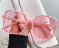 Nouvelles Lunettes de Soleil Unisexe de Luxe 2024, Monture Carrée Légère et Tendance, Verres UV400 à Couleur Progressive, Modèle N3 CN/GUA, Couleurs Bonbon