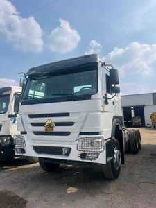 Camion tracteur HOWO 6x4 à prix abordable, 371 CV, poids lourd, 371 375 380 CV, camion tracteur Howo à vendre - Product Image 2